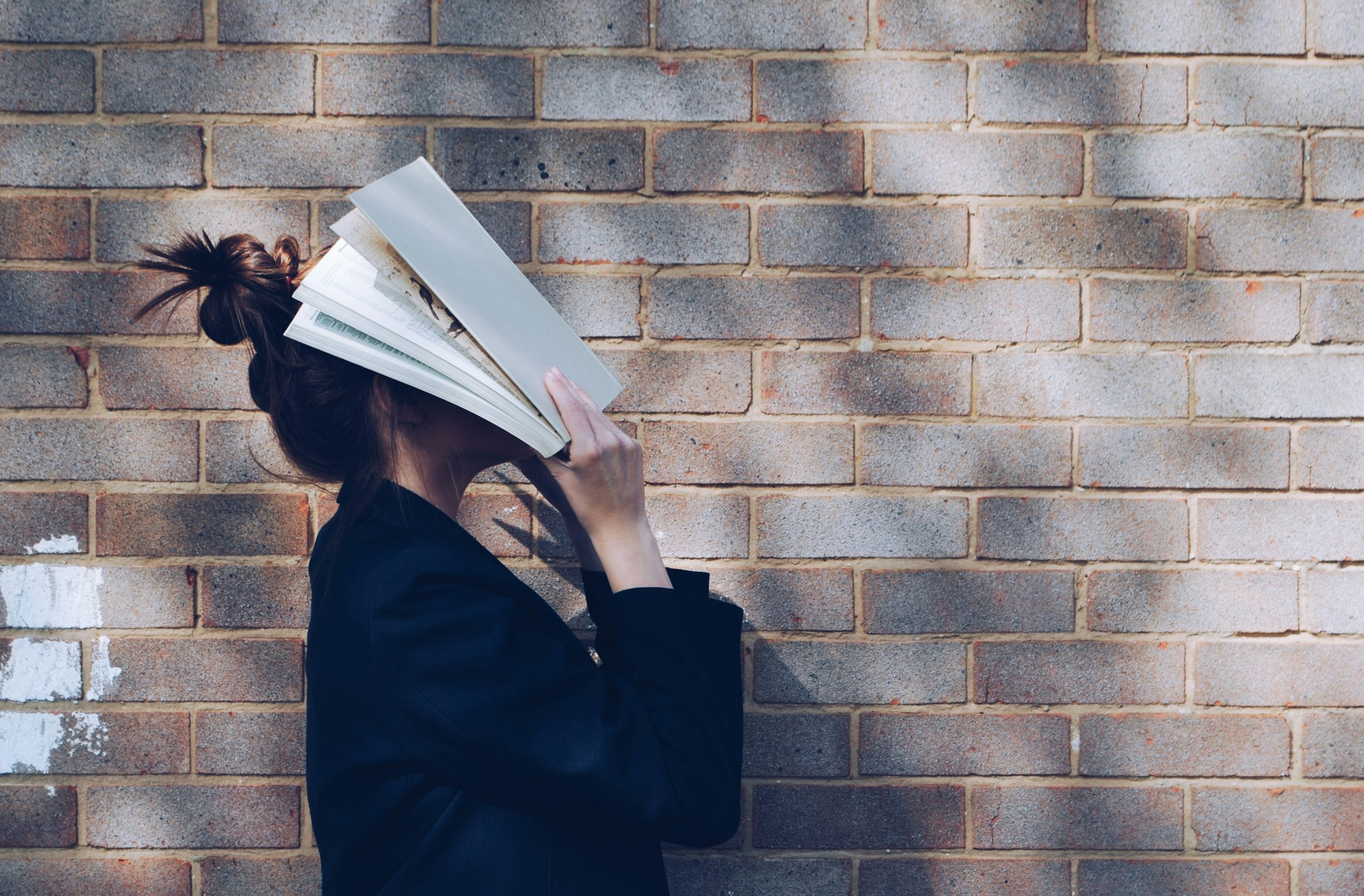 Teacher or Complementary Therapist? The False Dilemma